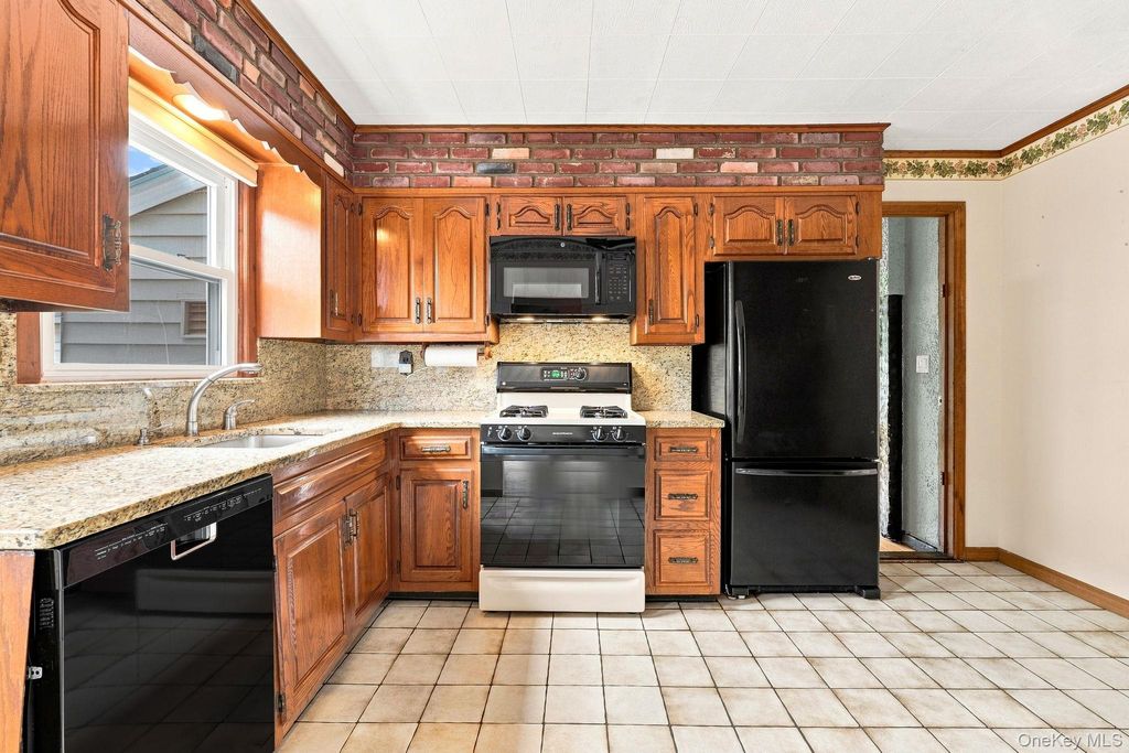 263 Willis Avenue, Hawthorne, NY 10532 — photo 5
