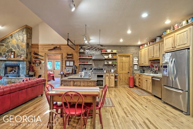 291 Smokehouse Knob Drive, Rabun Gap, GA 30568