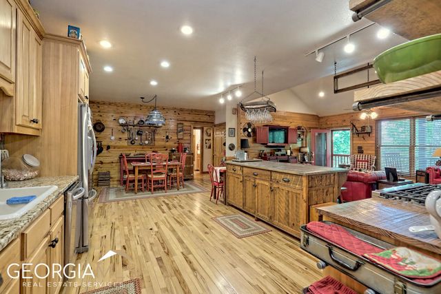 291 Smokehouse Knob Drive, Rabun Gap, GA 30568