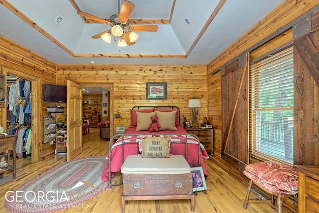 291 Smokehouse Knob Drive, Rabun Gap, GA 30568