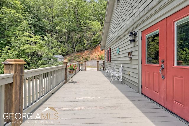 291 Smokehouse Knob Drive, Rabun Gap, GA 30568