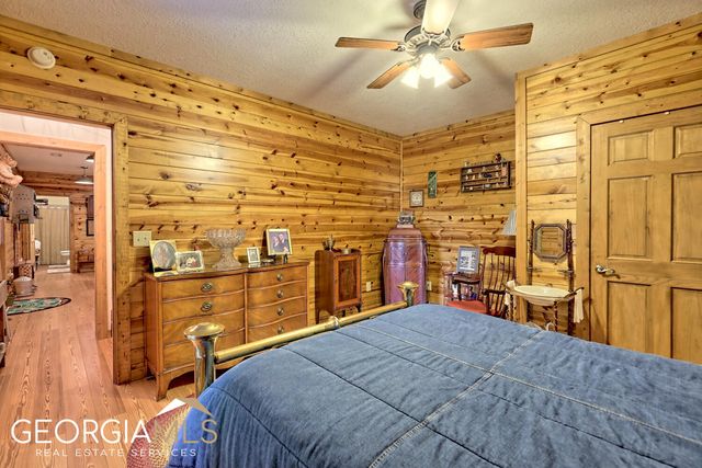291 Smokehouse Knob Drive, Rabun Gap, GA 30568