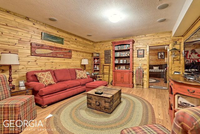 291 Smokehouse Knob Drive, Rabun Gap, GA 30568