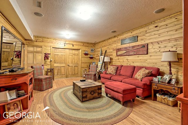 291 Smokehouse Knob Drive, Rabun Gap, GA 30568
