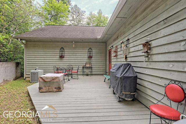 291 Smokehouse Knob Drive, Rabun Gap, GA 30568