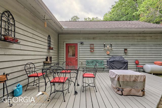 291 Smokehouse Knob Drive, Rabun Gap, GA 30568