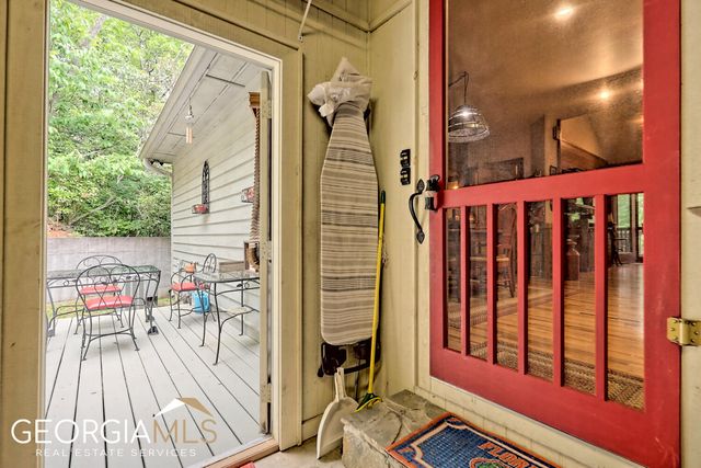 291 Smokehouse Knob Drive, Rabun Gap, GA 30568