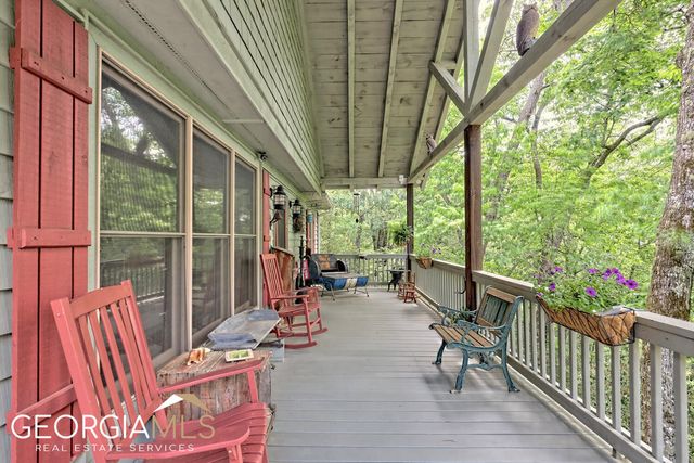 291 Smokehouse Knob Drive, Rabun Gap, GA 30568