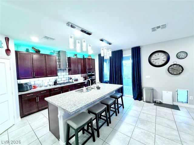 6920 Baylor Creek Street, North Las Vegas, NV 89086