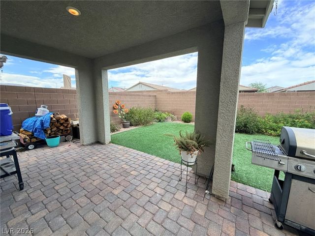 6920 Baylor Creek Street, North Las Vegas, NV 89086