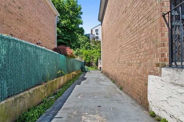 3669 Boller Avenue, Bronx, NY 10466