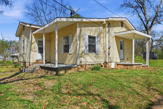 202 N Griffin Street, Morrilton, AR 72110