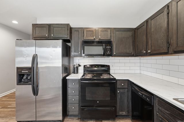 202 N Griffin Street, Morrilton, AR 72110