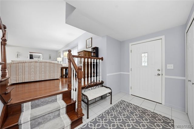 86 Tartan Lane, Amherst, NY 14221