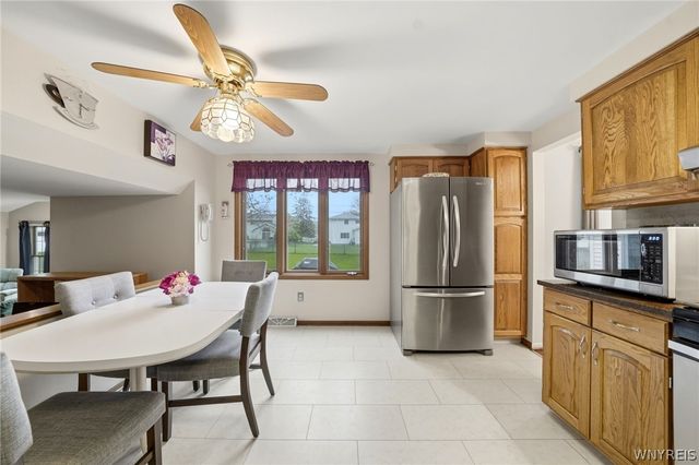 86 Tartan Lane, Amherst, NY 14221