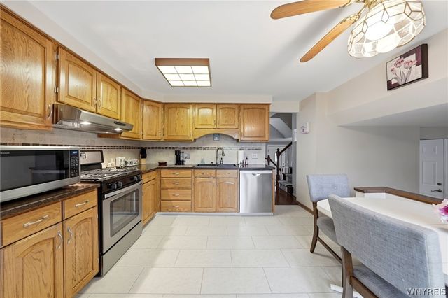86 Tartan Lane, Amherst, NY 14221