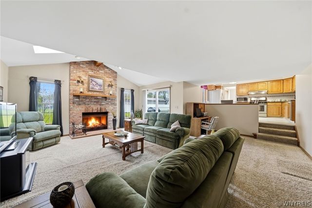 86 Tartan Lane, Amherst, NY 14221