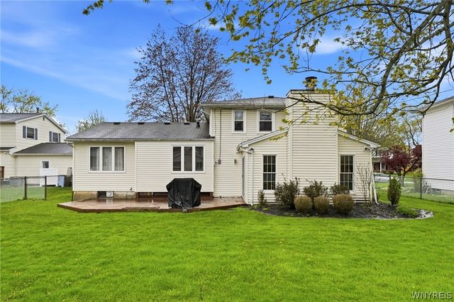 86 Tartan Lane, Amherst, NY 14221