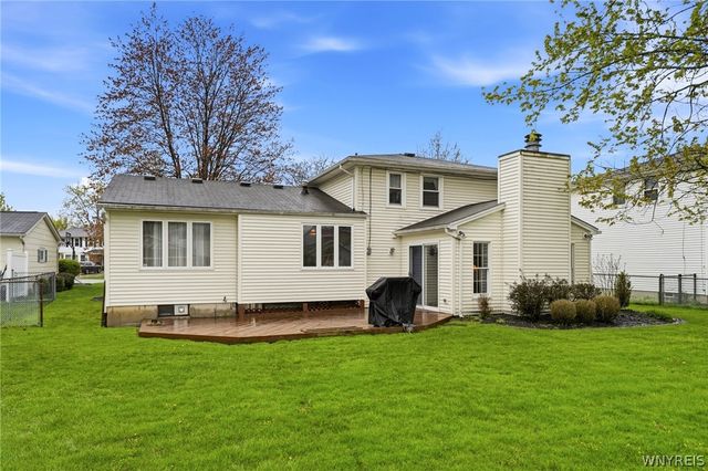 86 Tartan Lane, Amherst, NY 14221