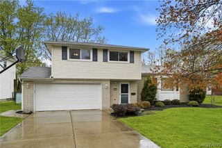 86 Tartan Lane, Amherst, NY 14221