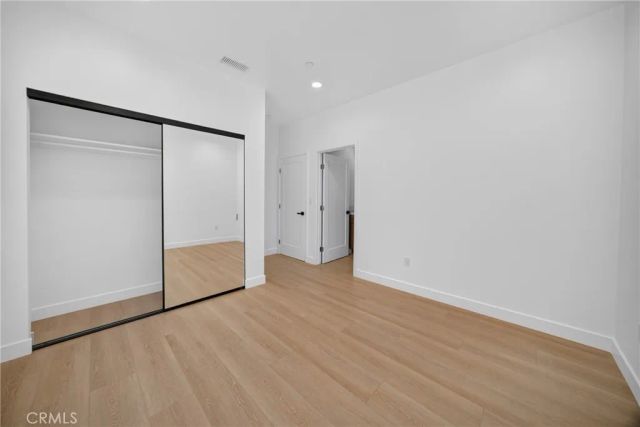2939 10th Avenue, Los Angeles, CA 90018