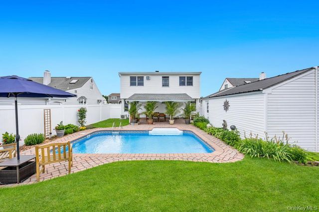 66 Vincent Road, Hicksville, NY 11801