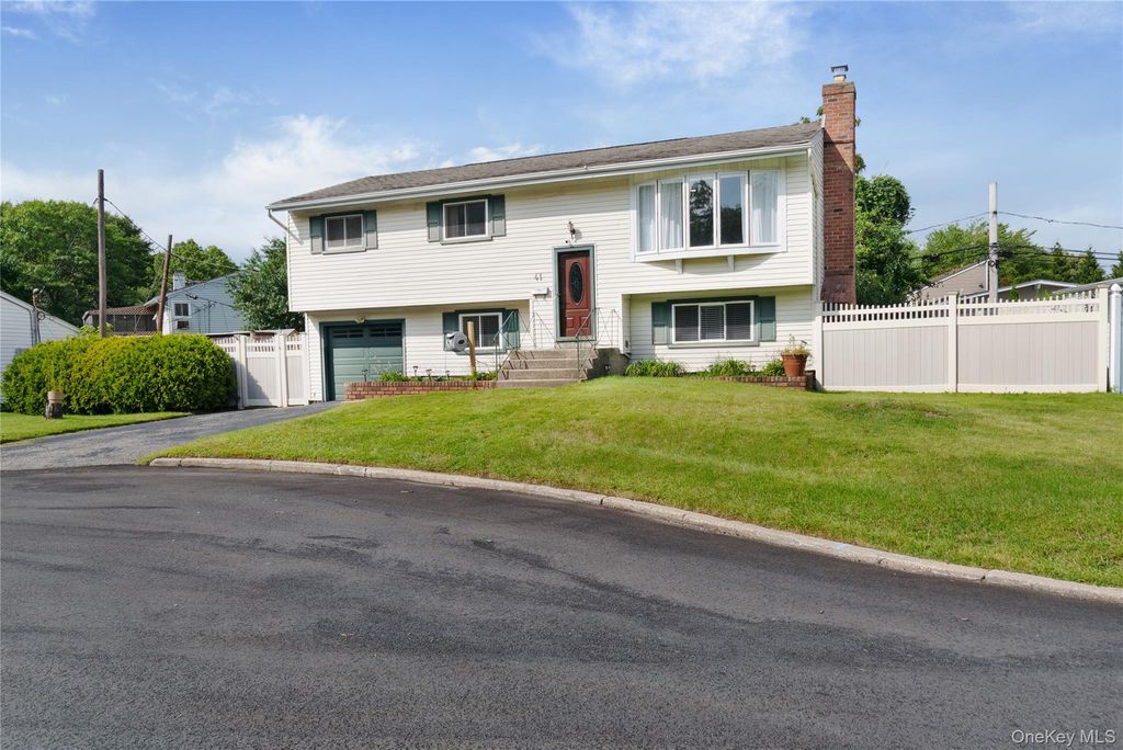 41 Richmond Street, Islip, NY 11751 — exterior
