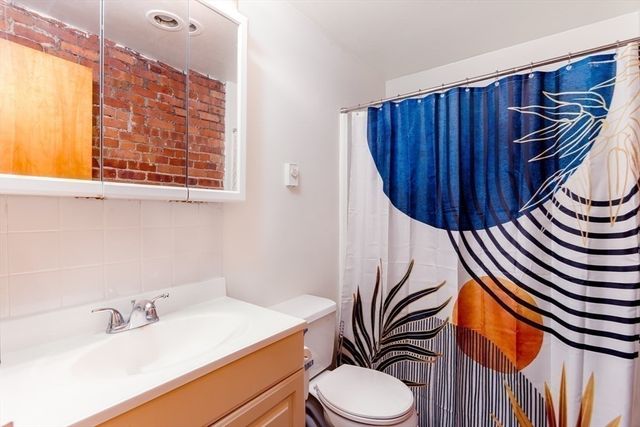 111 Gainsborough St 108, Boston, MA 02115