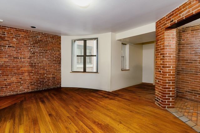111 Gainsborough St 108, Boston, MA 02115
