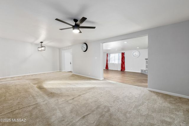 7238 E Montecito Drive, Tucson, AZ 85710