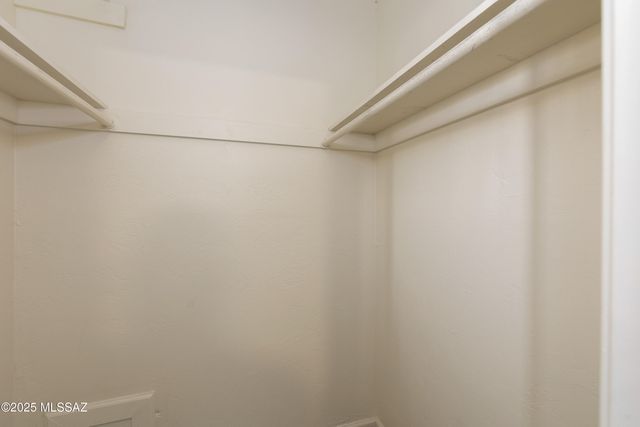 7238 E Montecito Drive, Tucson, AZ 85710