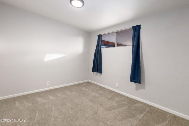 7238 E Montecito Drive, Tucson, AZ 85710