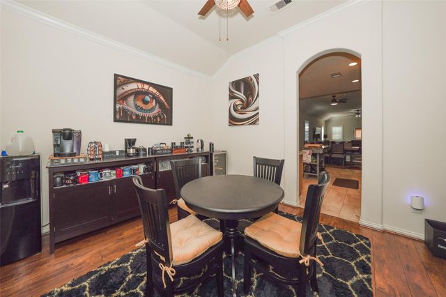 24418 Lakecrest Bend Drive, Katy, TX 77493