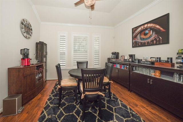 24418 Lakecrest Bend Drive, Katy, TX 77493