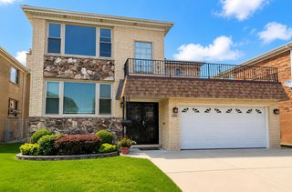 8440 W Windsor Avenue 2, Chicago, IL 60656
