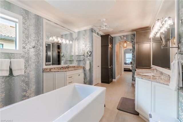 10102 Palazzo DR, Naples, FL 34119