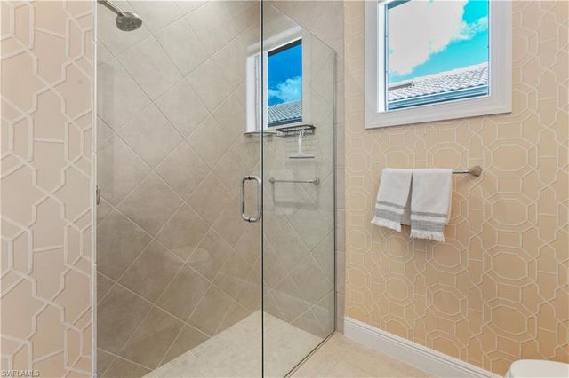 10102 Palazzo DR, Naples, FL 34119