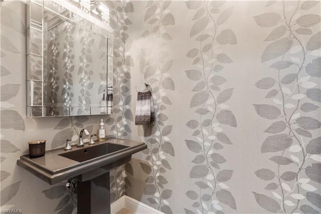 10102 Palazzo DR, Naples, FL 34119