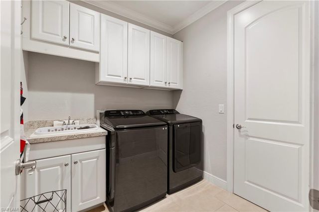 10102 Palazzo DR, Naples, FL 34119