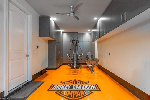 10102 Palazzo DR, Naples, FL 34119