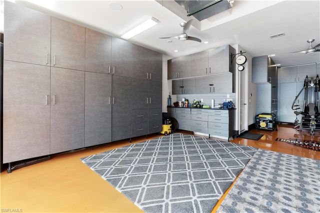 10102 Palazzo DR, Naples, FL 34119