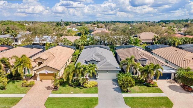 10102 Palazzo DR, Naples, FL 34119