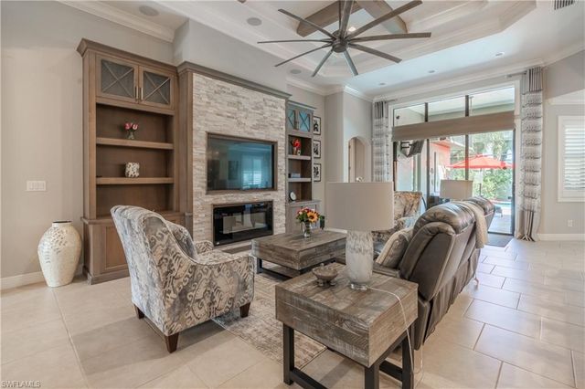 10102 Palazzo DR, Naples, FL 34119