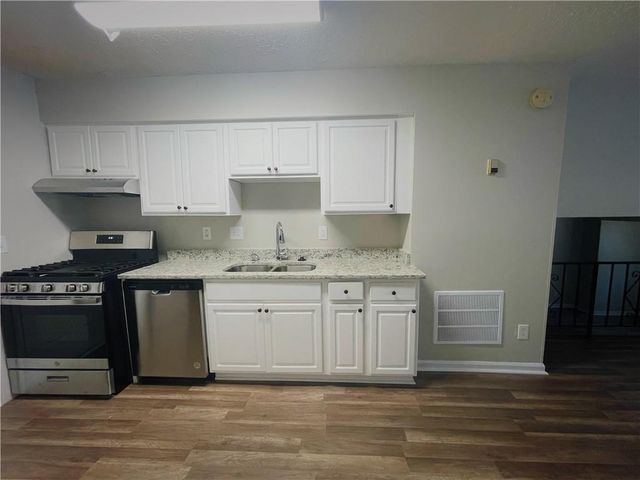 1220 Natchez SW Trace Unit A, Marietta, GA 30008