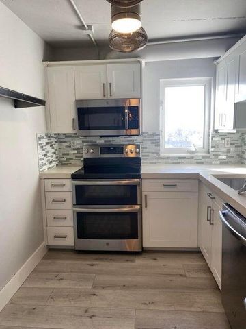 3215 S Ocean Boulevard 402, Highland Beach, FL 33487