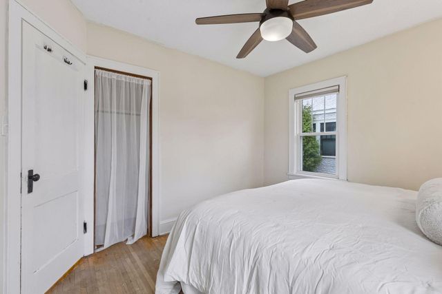 1048 Ottawa Avenue, West Saint Paul, MN 55118