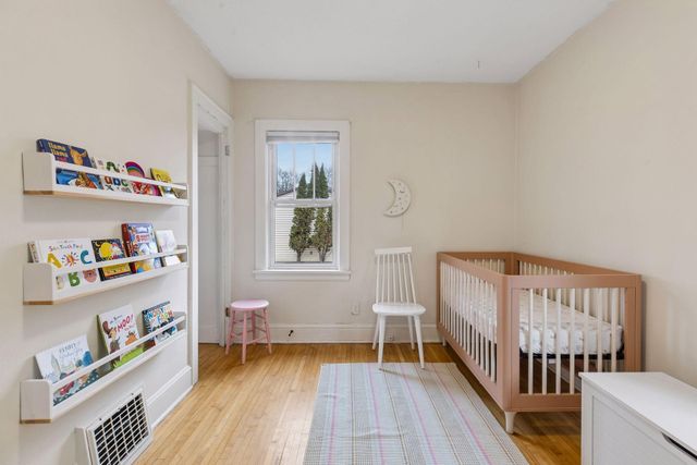 1048 Ottawa Avenue, West Saint Paul, MN 55118