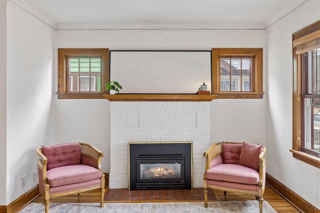 1048 Ottawa Avenue, West Saint Paul, MN 55118