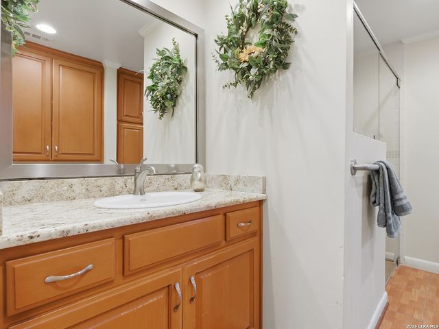 3727 Hundred Oaks, San Antonio, TX 78217