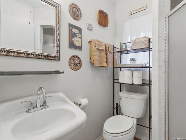 3727 Hundred Oaks, San Antonio, TX 78217